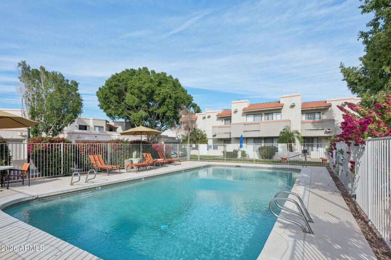 31-web-or-mls-935-n-granite-reef-rd-89