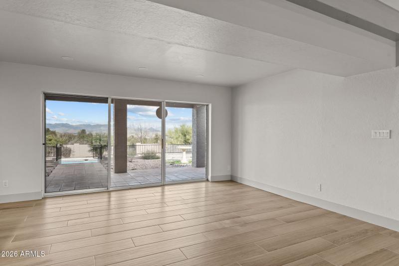 14-web-or-mls-DSC08454