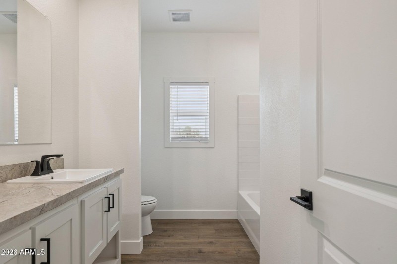 24-web-or-mls-717-n-ralston-rd