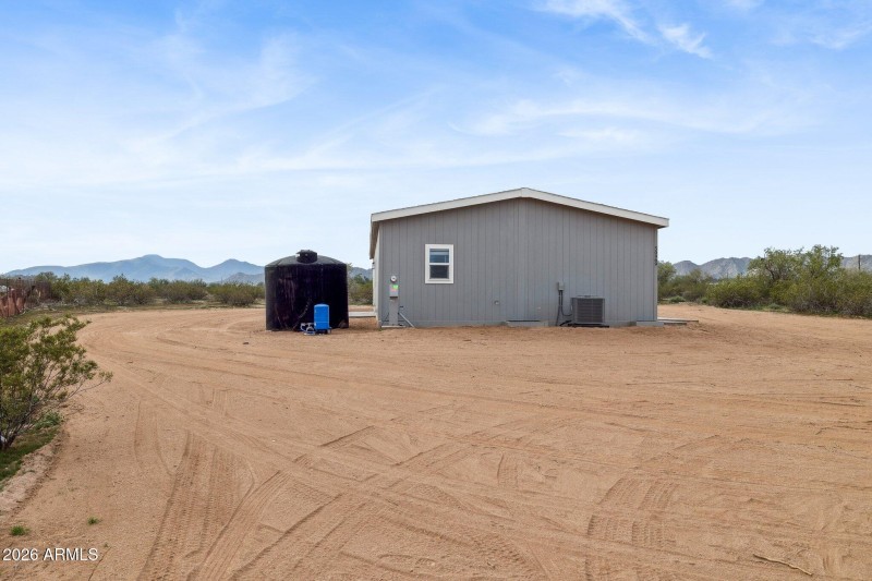 4-web-or-mls-50969-w-huisatch-rd