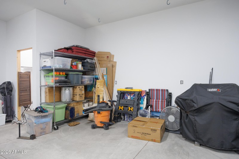 7312 N Reed - Workshop Interior View 4