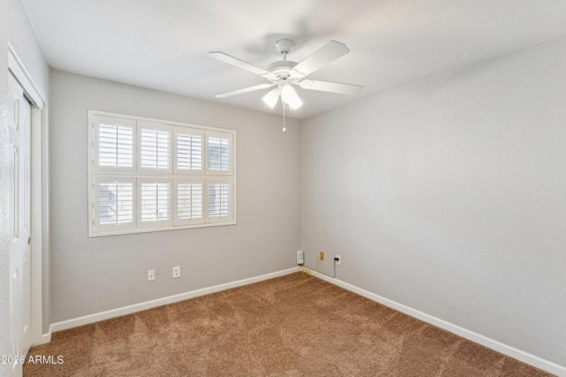 photos_high_resolution_35_1737_W_Hiddenv