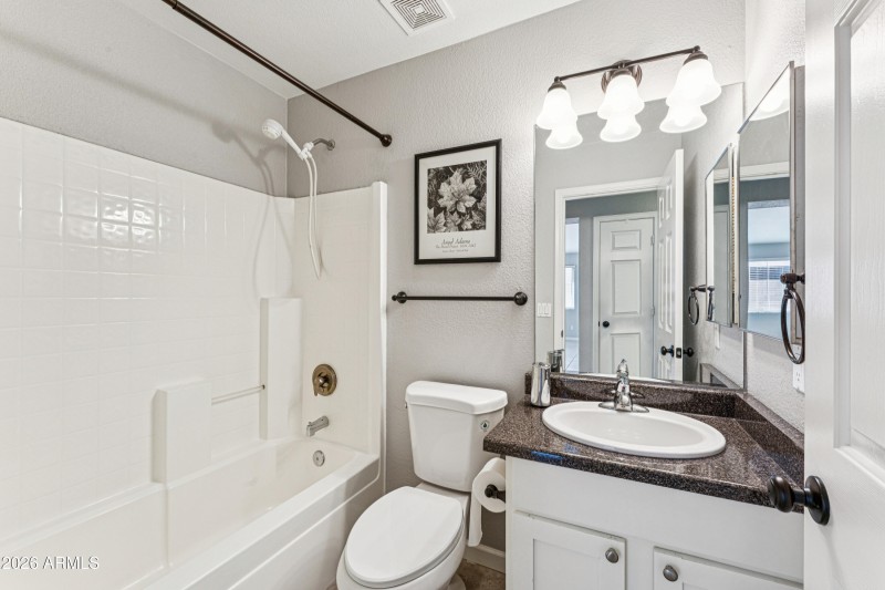 photos_high_resolution_37_1737_W_Hiddenv