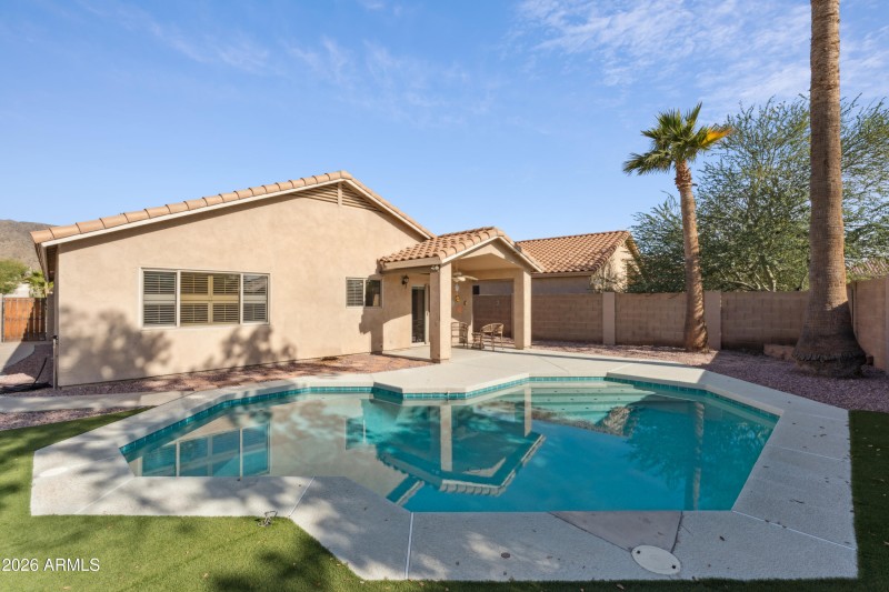 photos_high_resolution_56_1737_W_Hiddenv