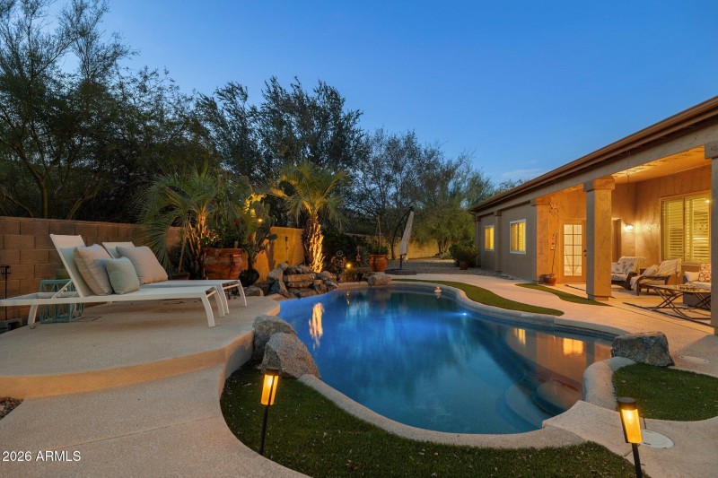 87-web-or-mls-4232-s-alamandas-way