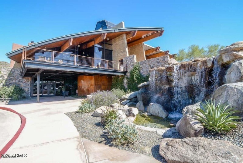 16,000 + SF Community Center