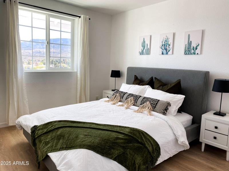 67106487692__5EC09BA5-6421-4DF7-8280-A72