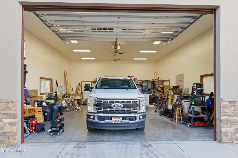 Detached 6 Car Garage or RV Parking (4)