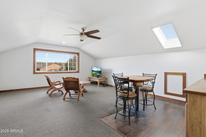 Family Room - Bonus Flex Room (1)