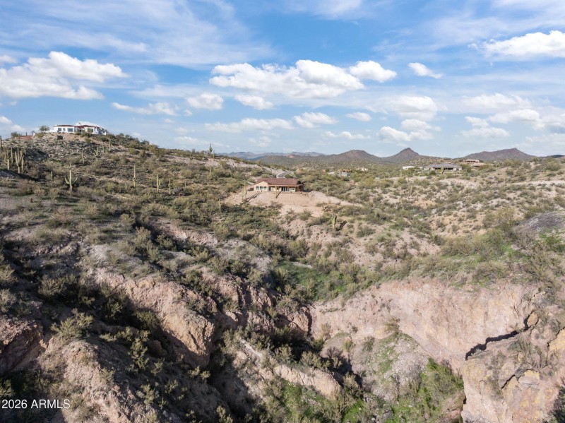 5-web-or-mls-DJI_20260105160049_0047_D