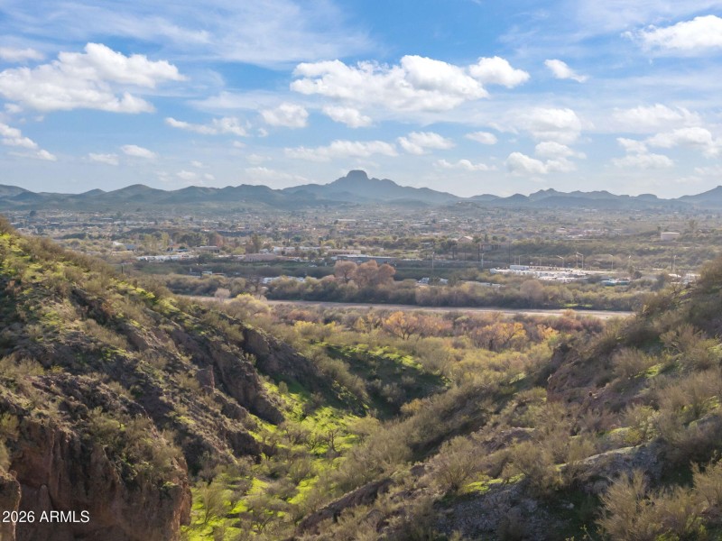 8-web-or-mls-DJI_20260105160202_0061_D