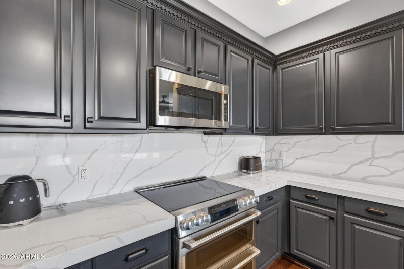 12-web-or-mls-Eagle Crest_25