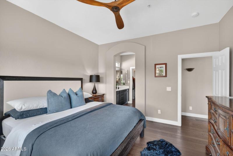 20-web-or-mls-Eagle Crest_14