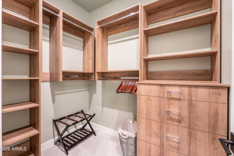 TCI-1749.E.Bent.Tree.Circle-11