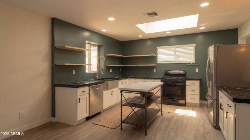 2232 W San Miguel - Kitchen