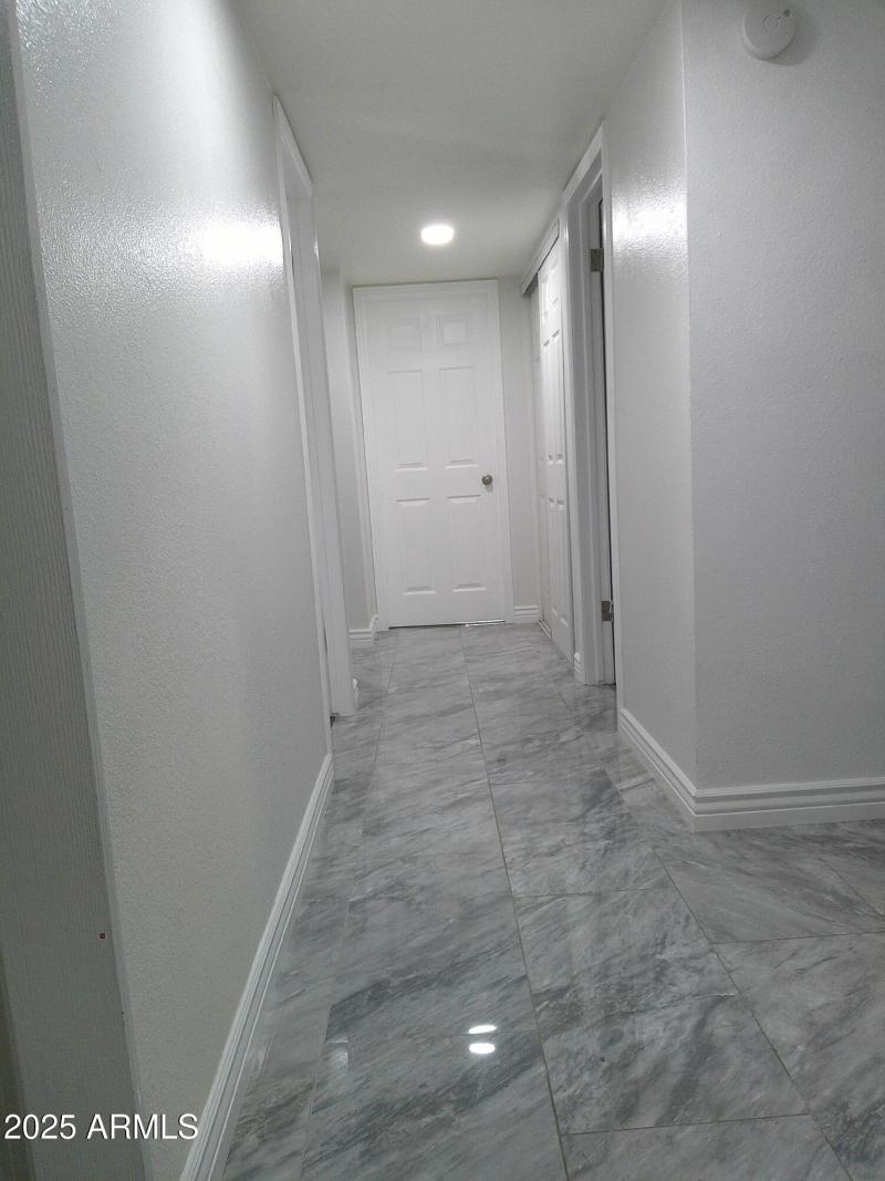 Hallway to BR 2, 3, 4