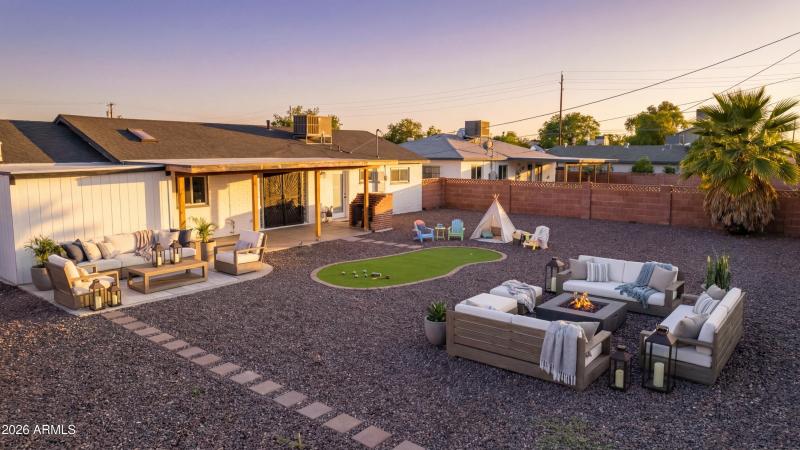 2232 W San Miguel - Garden (Staged)