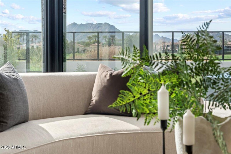 025-9790 N 56th St 78