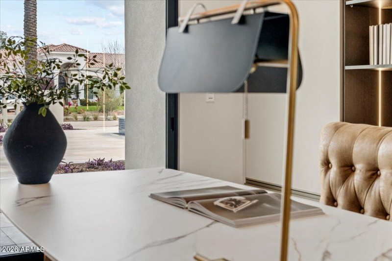 046-9790 N 56th St 80