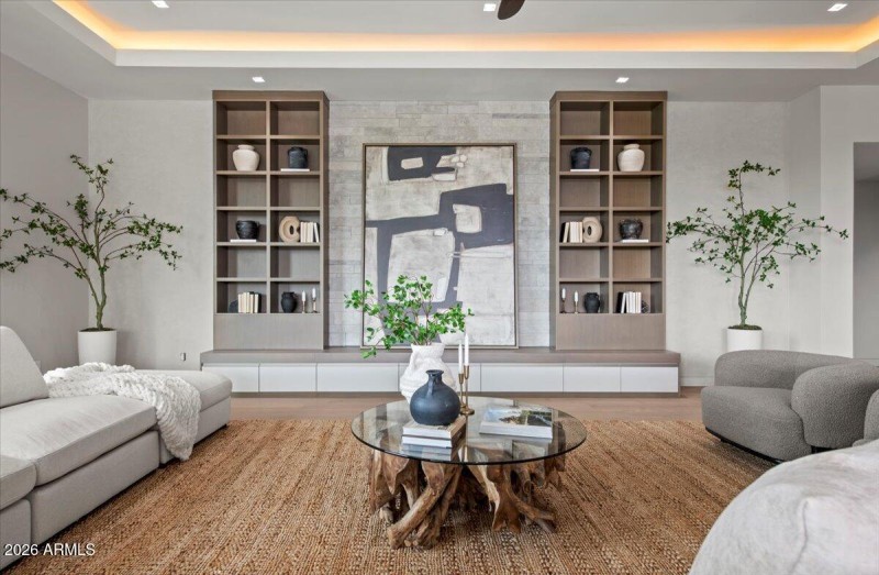 072-9790 N 56th St 48