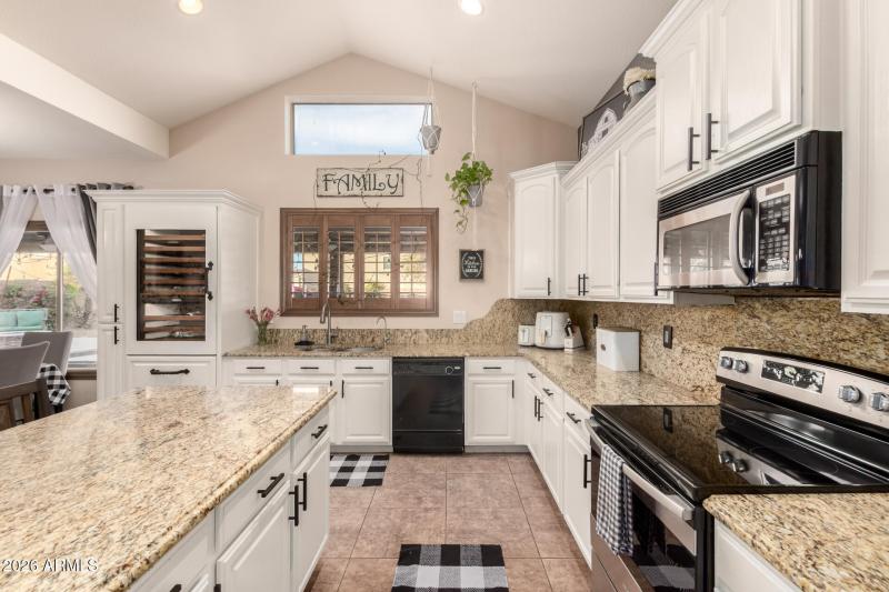 27 - Meadowbrook 12346