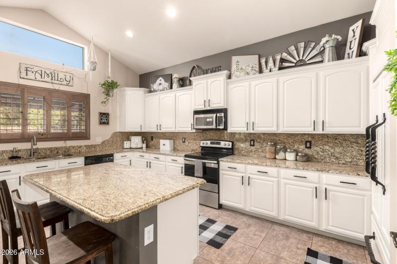 24 - Meadowbrook 12346