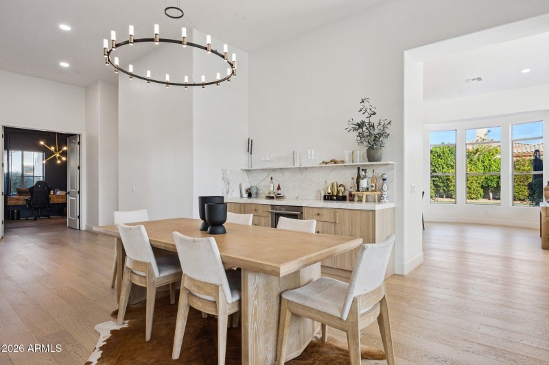 11-web-or-mls-11479-n-87th-pl