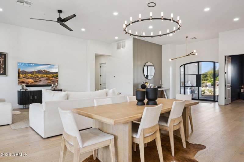 14-web-or-mls-11479-n-87th-pl