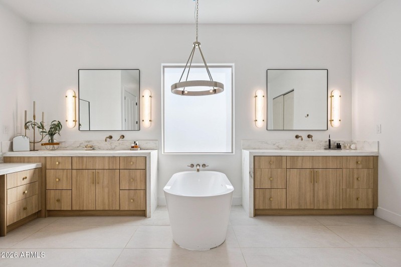 34-web-or-mls-11479-n-87th-pl