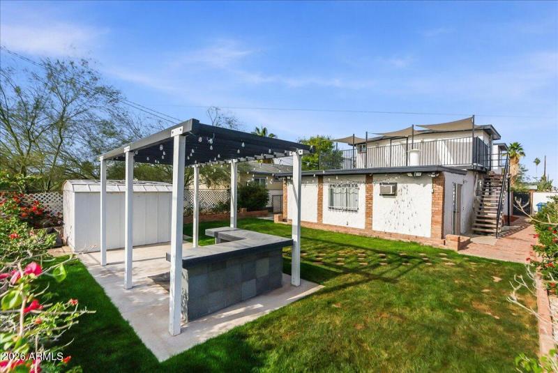 Large back yard space