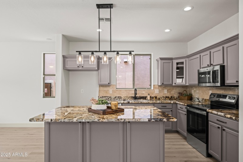 Granite Counters and Stainless