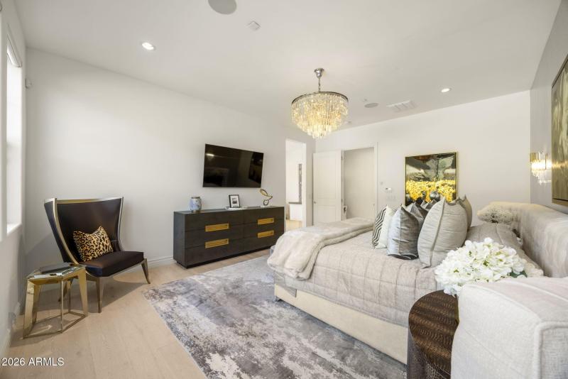 30-web-or-mls-13917-n-prospect-trl