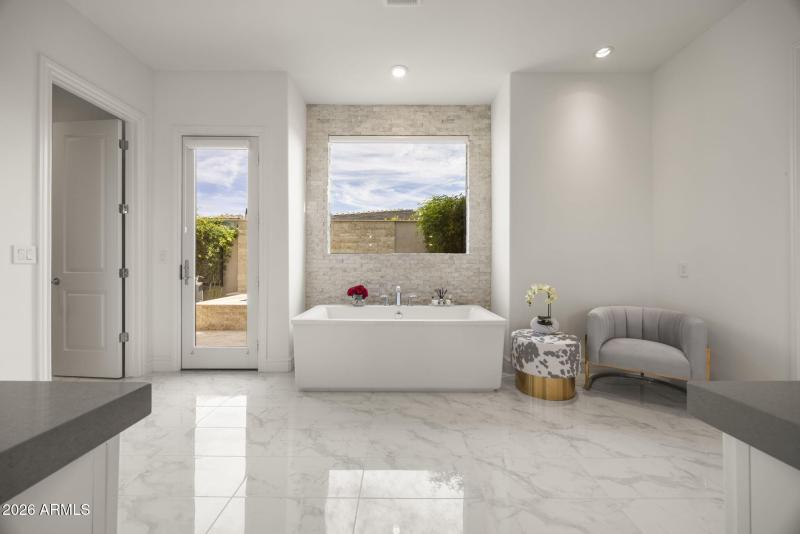 32-web-or-mls-13917-n-prospect-trl