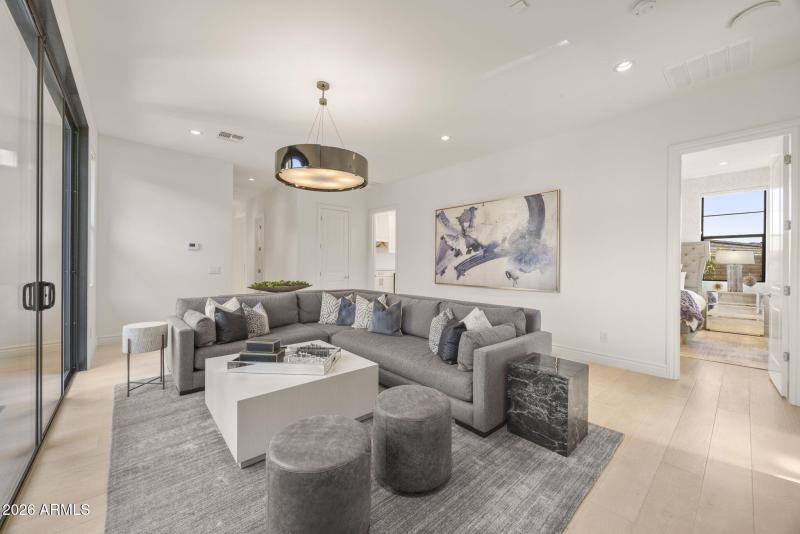 41-web-or-mls-13917-n-prospect-trl