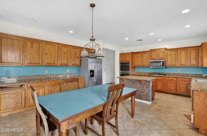 71-web-or-mls-Ravenswood_08 (2)