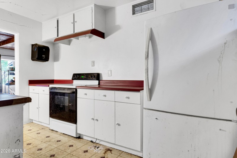 4970 E Hidalgo St-11