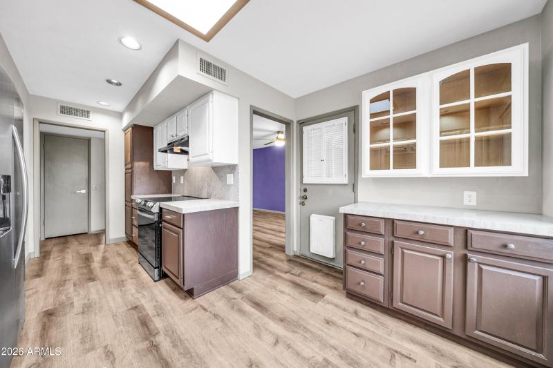 9422 W Manzanita Dr-11