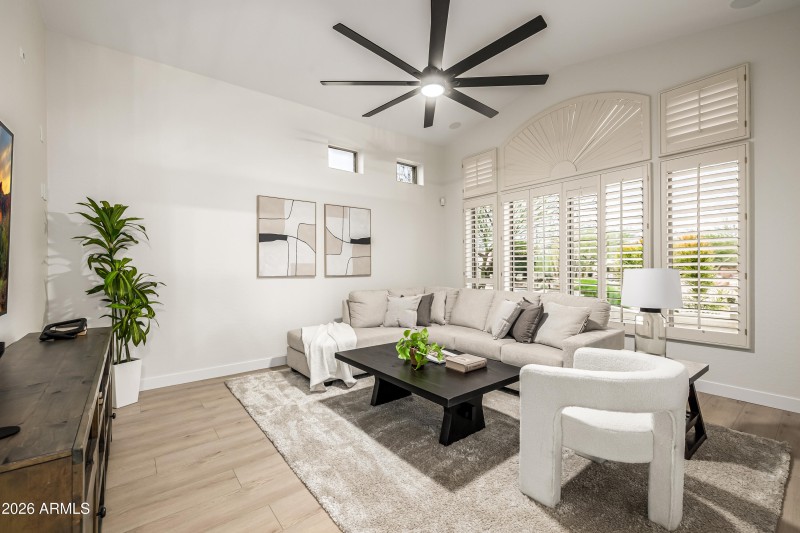 3835 N Stone Point Circle