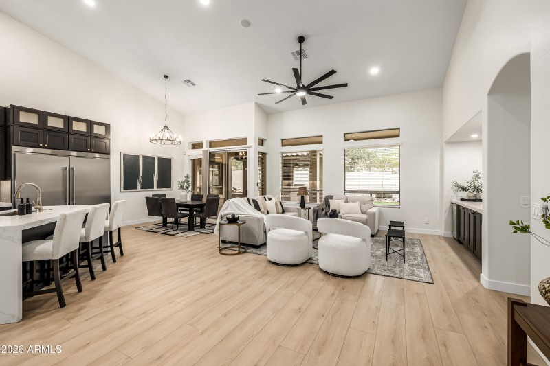 3835 N Stone Point Circle