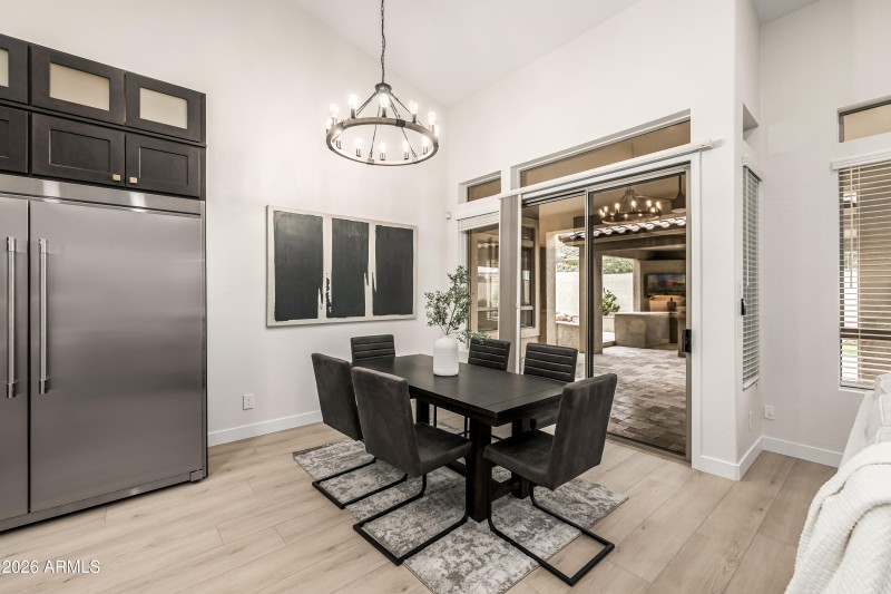 3835 N Stone Point Circle