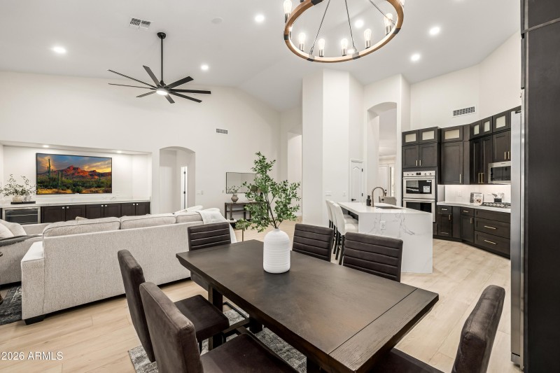 3835 N Stone Point Circle