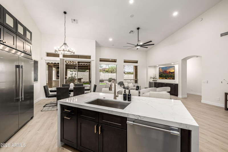 3835 N Stone Point Circle