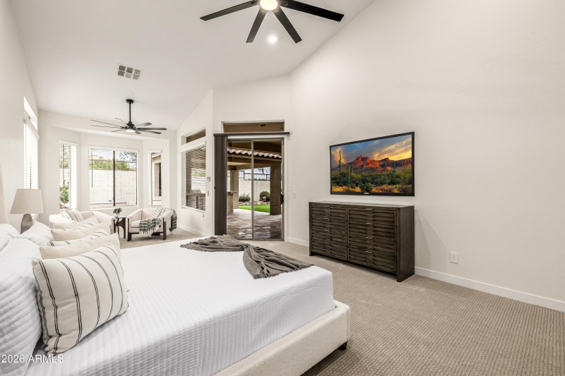 3835 N Stone Point Circle