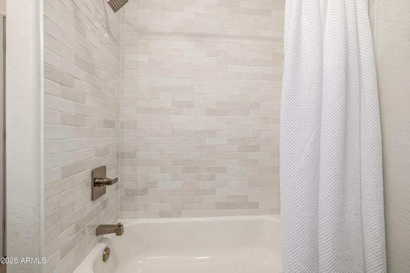 3835 N Stone Point Circle