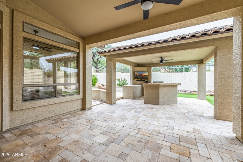 3835 N Stone Point Circle