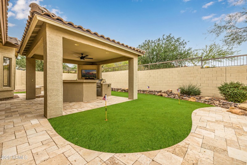 3835 N Stone Point Circle