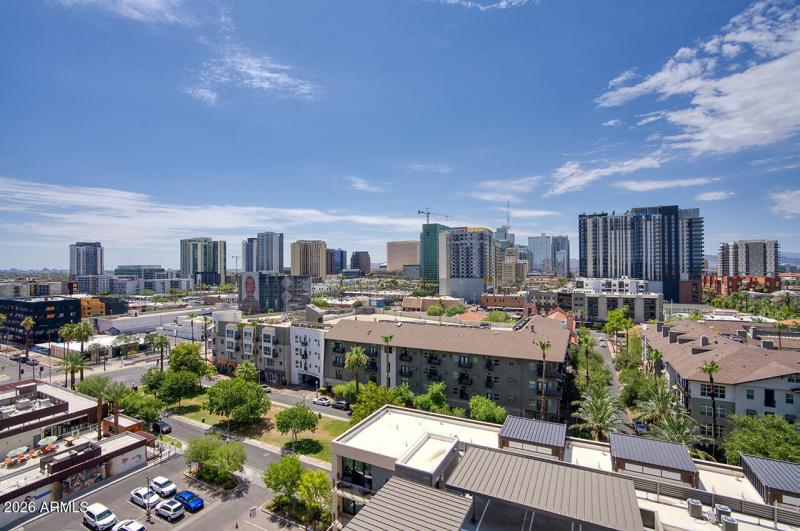 200 W PORTLAND ST 1113