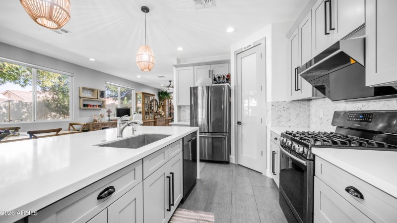 25084 N 68th Ave (20)