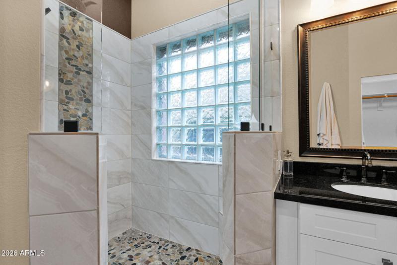 5534 Feather Bush - 21Primary Bathroom