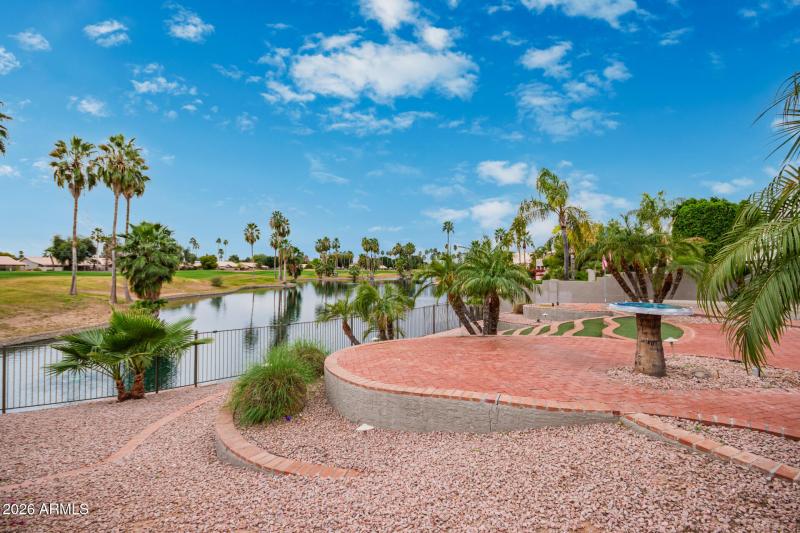 LAKE & GOLF COURSE LOT